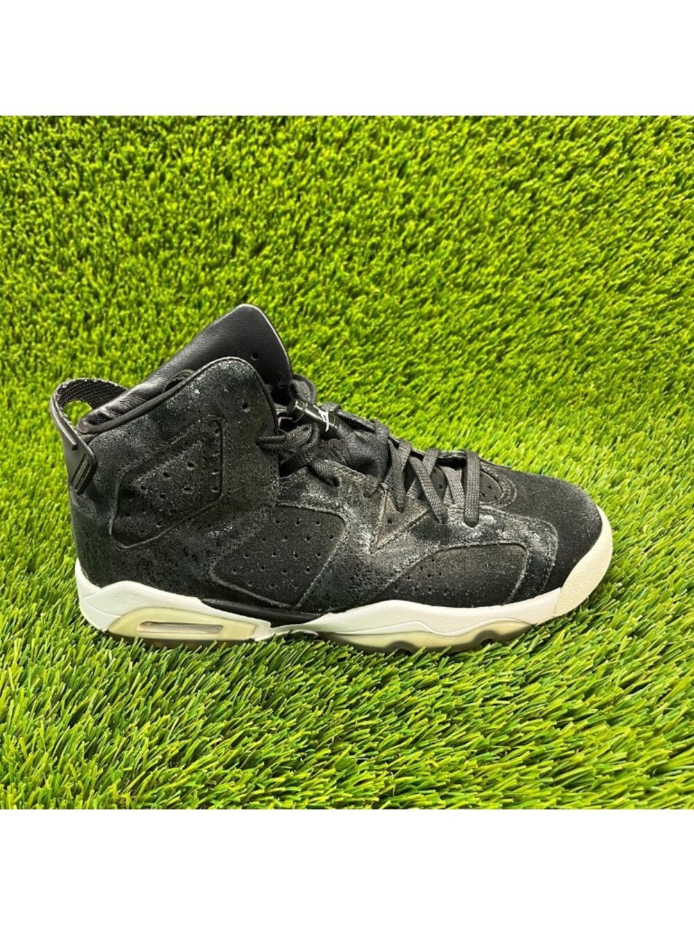 Nike Air Jordan 6 Retro Heiress Boys Size 5.5Y Athletic Basketball Shoe Sneakers